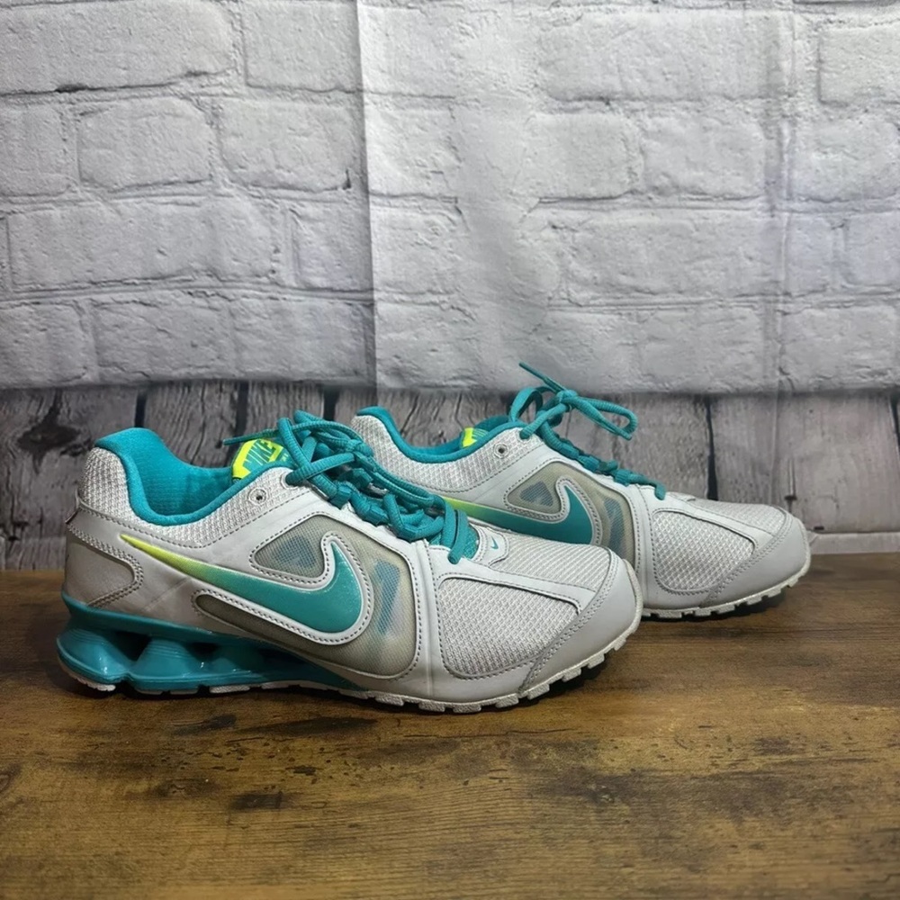 Nike Reax Run 8 Gray/Teal Athletic Running Shoes